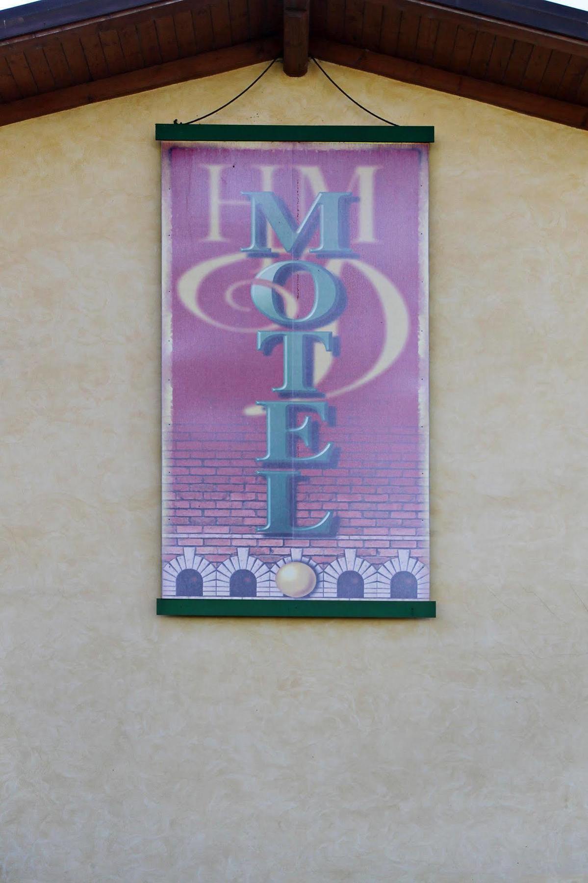 Hotel Motel Del Duca Cava Manara Exterior foto